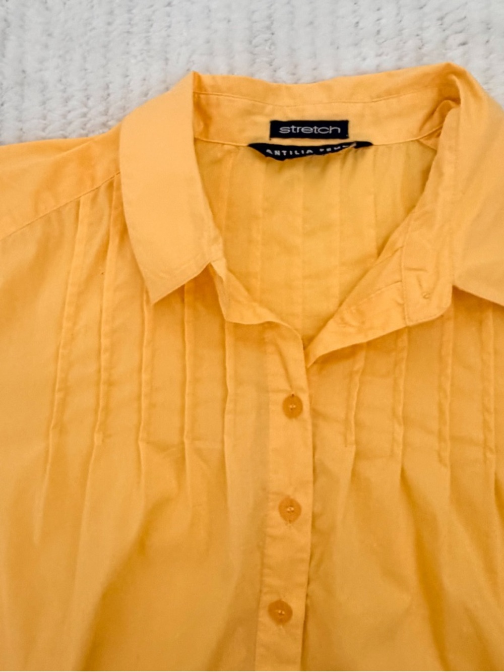 Antilia Femme Yellow Pleated Short Sleeve Blouse Size L Stretchy Material - Picture 9 of 10
